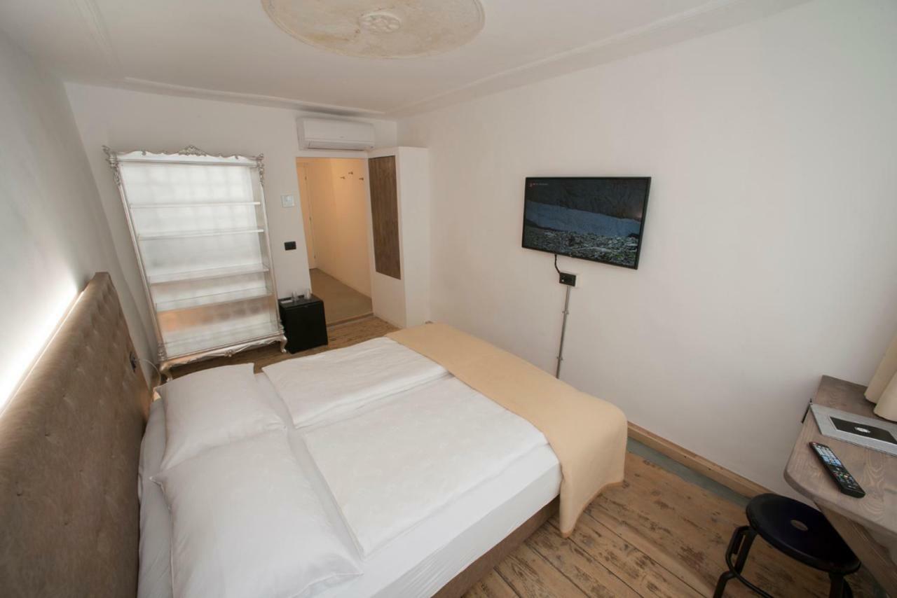 Sir Thomas Bed&More Bolzano Exterior foto